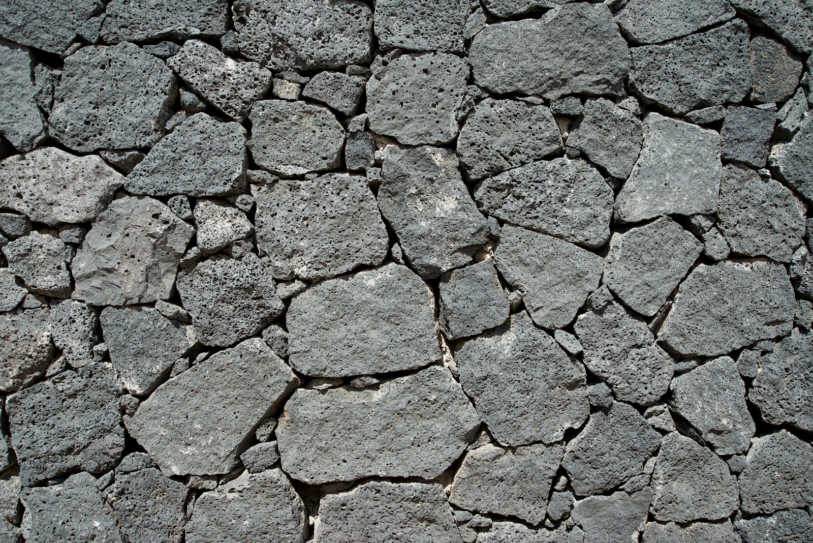 Photo by Gavin Allanwood Limpieza de suelos de piedra
