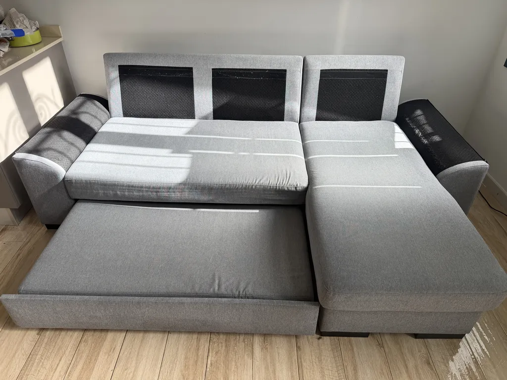 Resultado final limpieza de sofá en seco: tejido renovado y sin manchas - Limpieza BCN