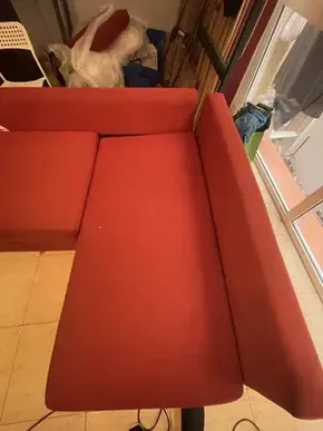 Sofá higienizado después de limpiar en Terrassa